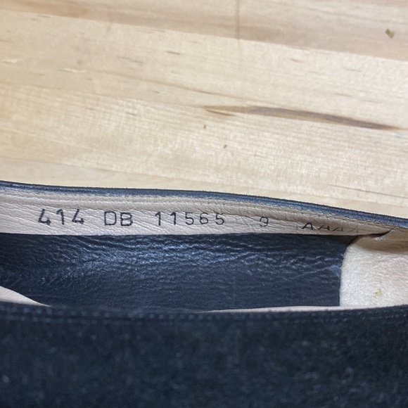 SALVADORE FERRAGAMO VINTAGE LOAFERS WITH TASSEL | SIZE 9 - Picture 7 of 8